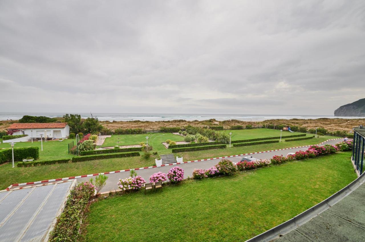 Hotel Juan De La Cosa Santoña Exteriör bild